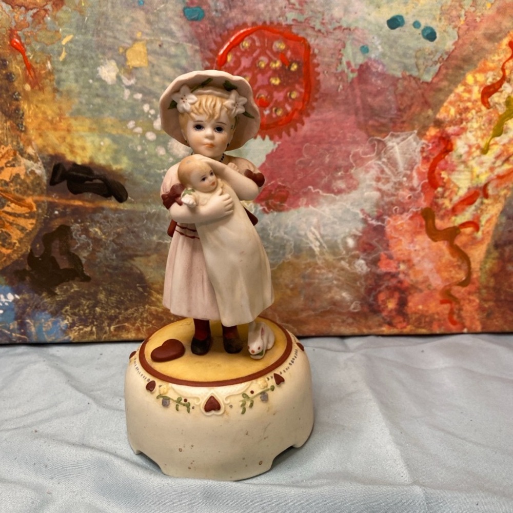 Jan Hagara Limited Edition #2919 CARA Musical Figurine Plays Tennessee Waltz